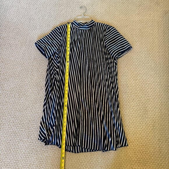 ASOS Striped Short-Sleeve Satin Dress - Picture 10 of 10